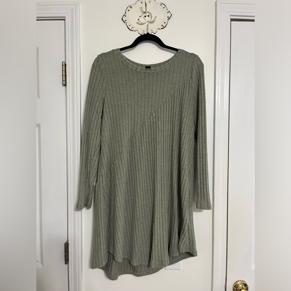 Olive green ribbed dress SIZE 4/Small